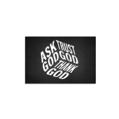 Cuadro de metal con la frase “Ask God, Trust God, Thank God” - Taula
